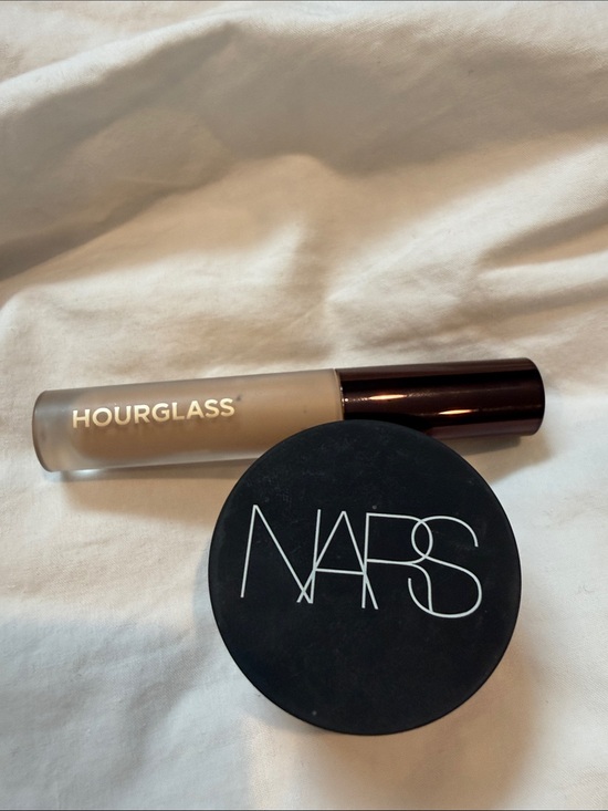 NARS Other - NARS matte Concealer & Hourglass Vanish